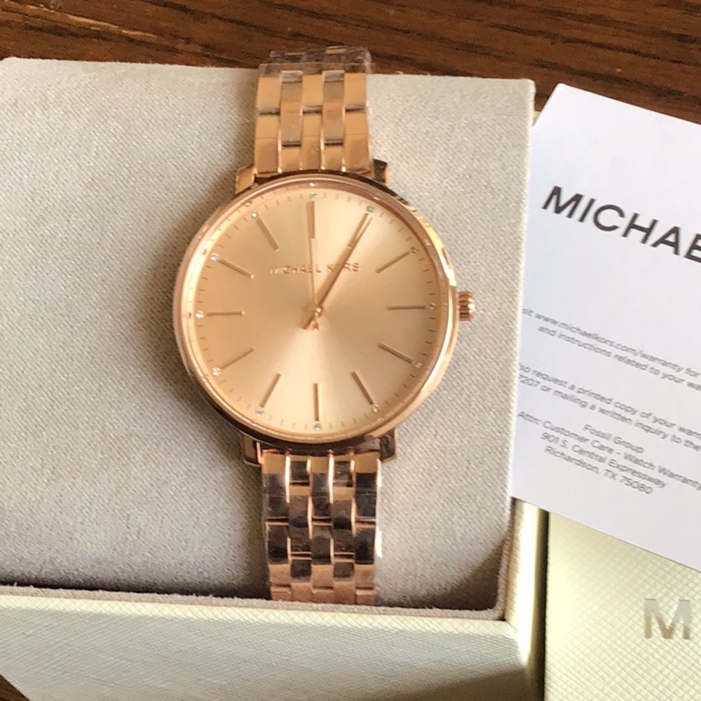 Original Micheal kors Women’s Pyper 3Hand stainless steel watch , new w tag &box